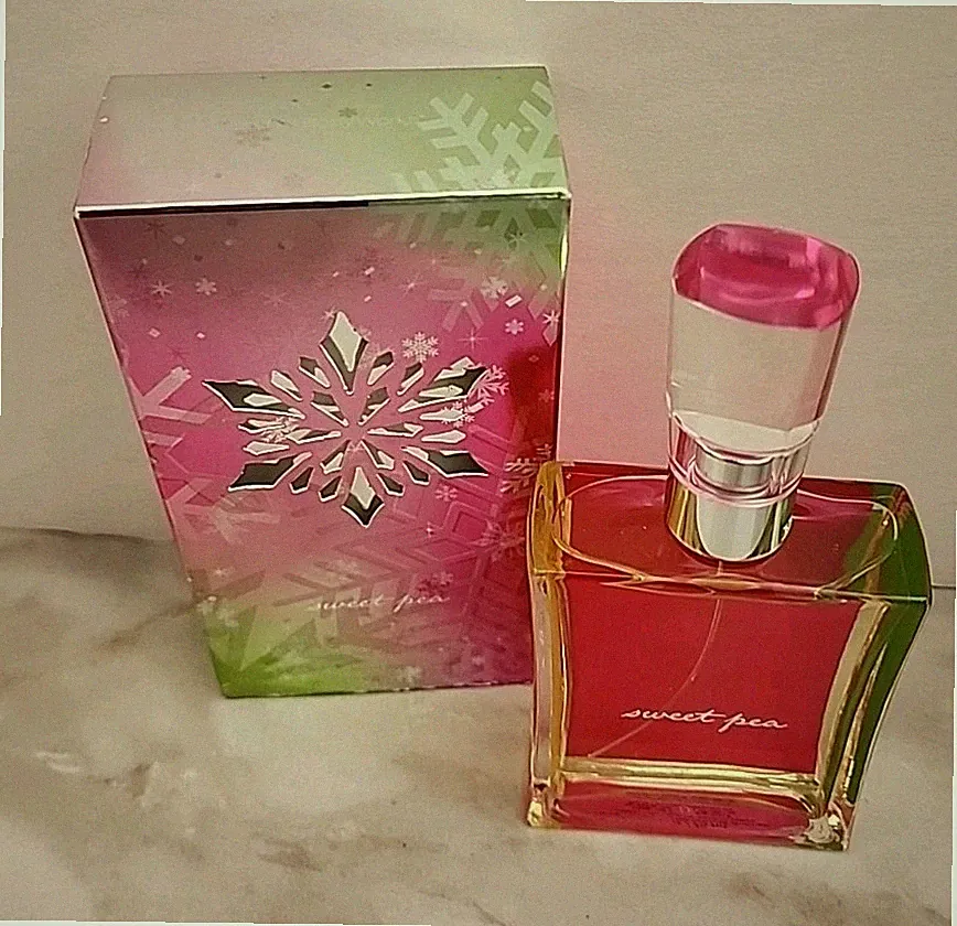 Bath & Body Works SWEET PEA EDT 2.5 oz Perfume Spray Eau De Toilette