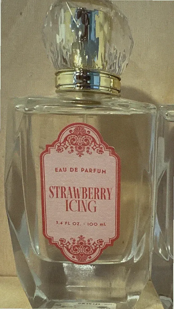 Tru Fragrance Strawberry Icing Eau De Parfum Perfume 3.4 oz 100ml Sweet NWOT